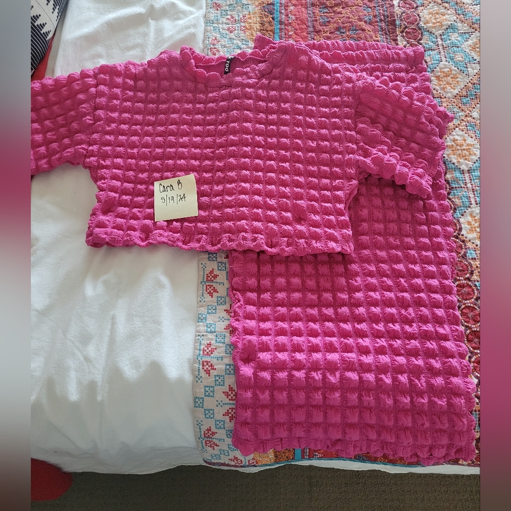 Dressed in LaLa Pink Bubble Knit Set EUC Size Large